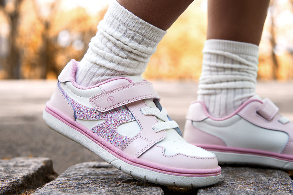 Stride Rite London Sneaker