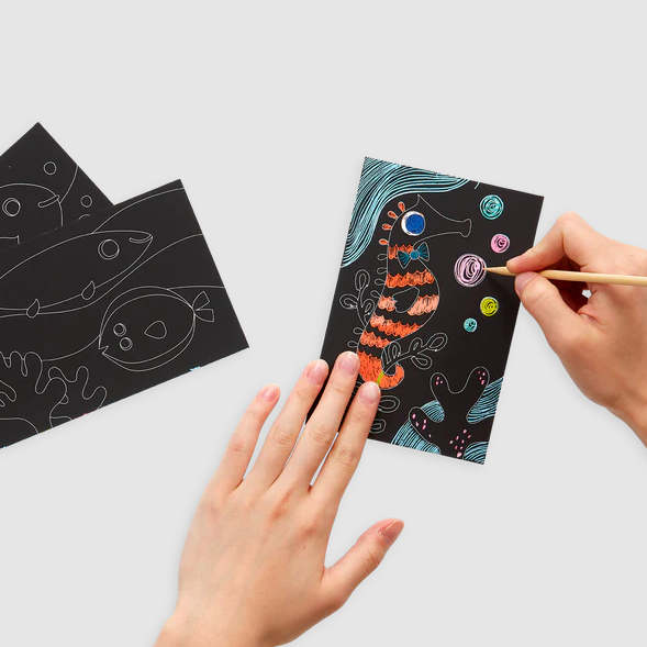 Ooly Friendly Fish Mini Scratch and Scribble Art Kit