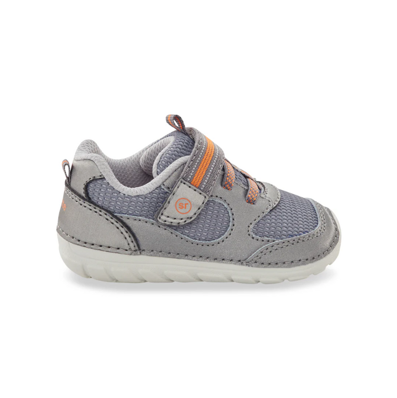 Stride Rite Turbo Sneaker