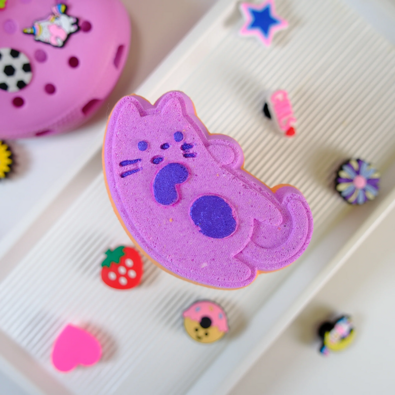 Happy Hippo Bath Bomb with Shoe Charm - Meow Meow